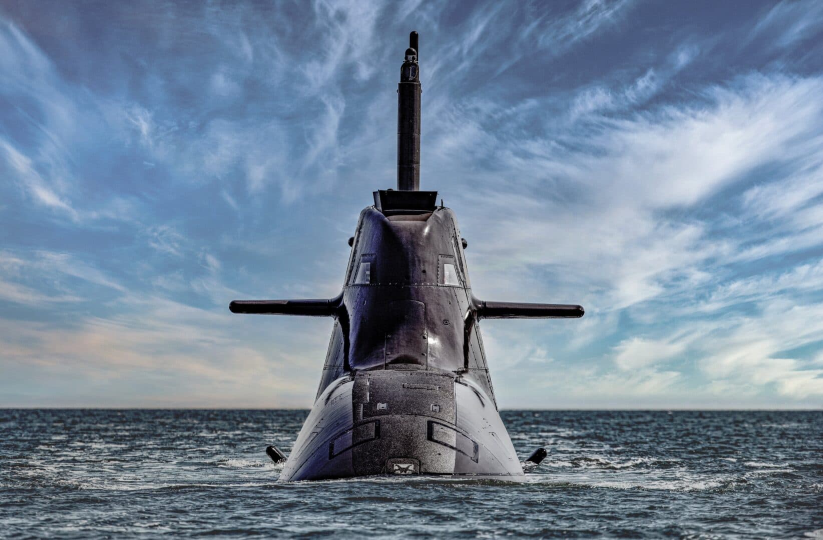 Canada achiziționează 12 submarine germane de ultimă generație. Astfel, se triplează navele subacvatice care se află în Marina Regală