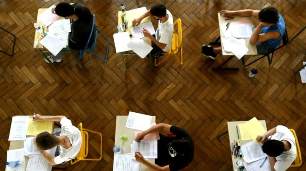Simulare Bacalaureat 2026. Elevii susțin miercuri proba la alegere a specializării