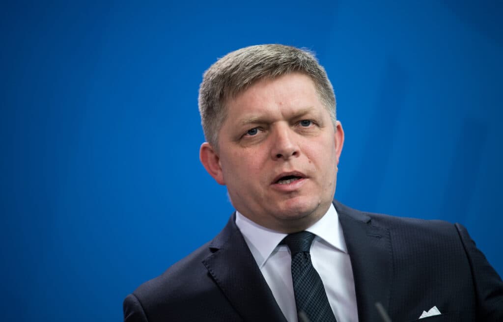 Premierul slovac Robert Fico vine în România. Se va întâlni cu Nicușor Dan și cu Ilie Bolojan