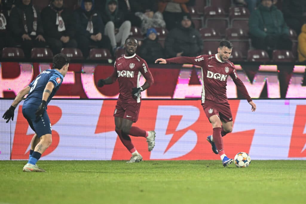 VIDEO Fotbal: CFR Cluj a învins-o dramatic pe FC Argeș (1-0), în play-off-ul Superligii