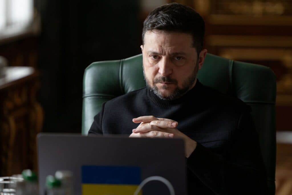 Zelenski avertizează că armele bazate pe inteligență artificială vor schimba războiul: Ucraina are nevoie de 1.000 de drone-interceptor pe zi