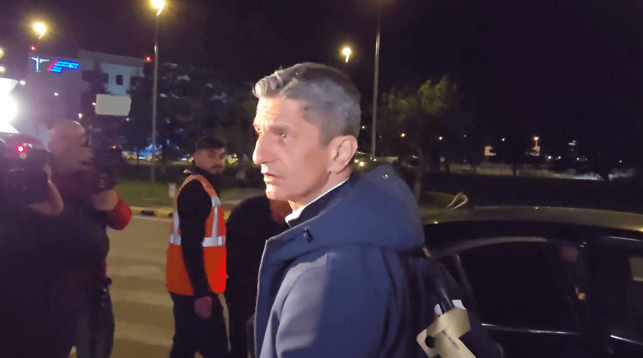 Răzvan Lucescu a revenit în ţară pentru a fi alături de tatăl său, Mircea Lucescu: “E o situaţie grea, complicată... Ce aş putea să vorbesc?”