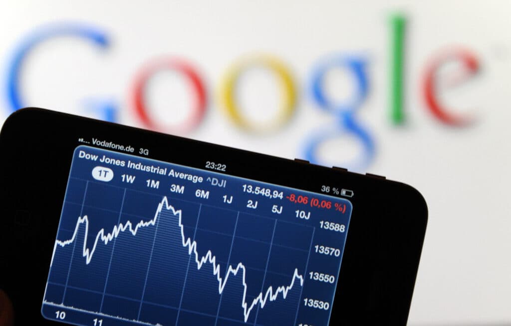 Un angajat Google este acuzat că a câștigat ilegal peste 1,2 milioane de dolari pe Polymarket folosind informații confidențiale