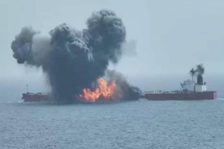 Duelul din Strâmtoarea Ormuz: Iranul spune că a blocat navele SUA și Israelului, Pentagonul neagă că Iranul a tras