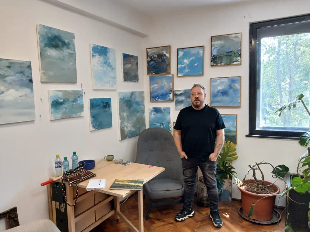 Pictorul român care are o lucrare în colecția privată a Regelui Charles / „Majestatea Sa este extrem de încântată”