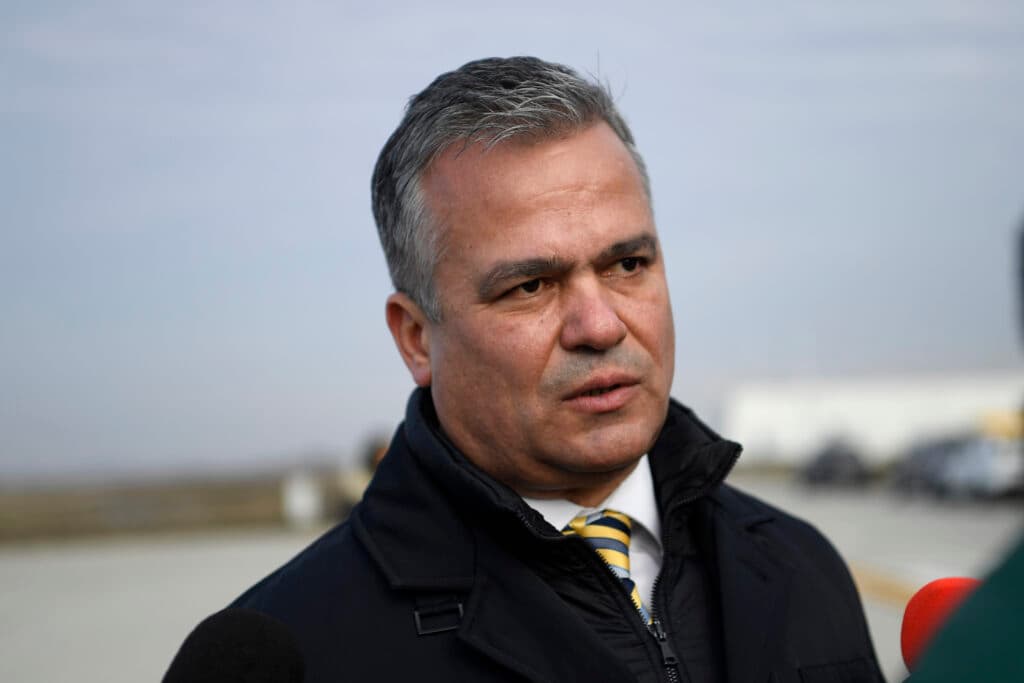 Ce va face Adrian Veștea cu taxele. Premierul desemnat anunță că păstrează programul Bolojan