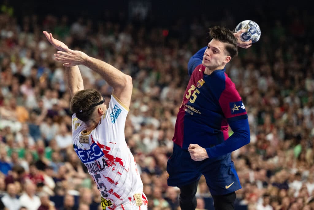 Barcelona, a doua finalistă a Ligii Campionilor la handbal masculin. Victorie după prelungiri cu Aalborg