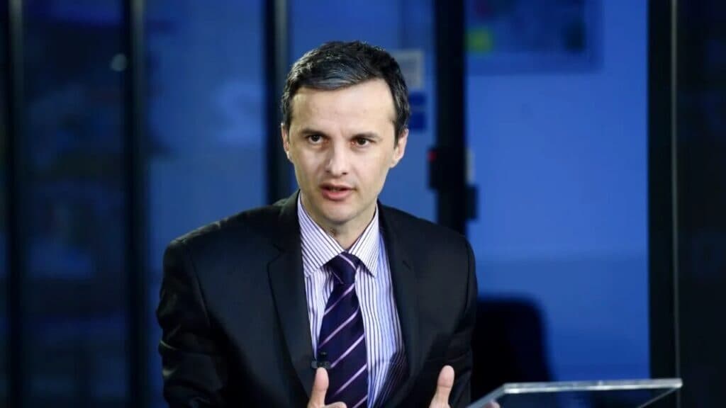 Profesorul universitar Cristian Socol, despre technofeudalism, adâncirea polarizării, societatea de piață, apusul democrației și al presei
