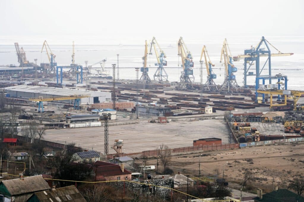 Atac ucrainean asupra portului Mariupol. Infrastructura logistică rusească, puternic afectată