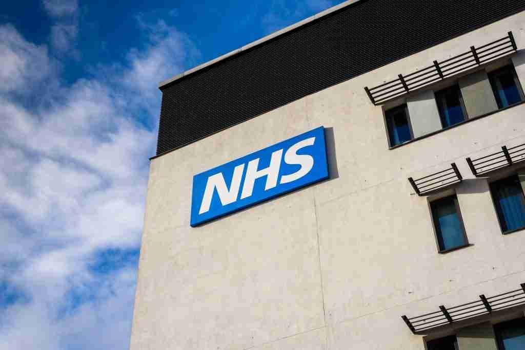 Reforme în sistemul britanic de sănătate: dosar medical unic și desființarea NHS England
