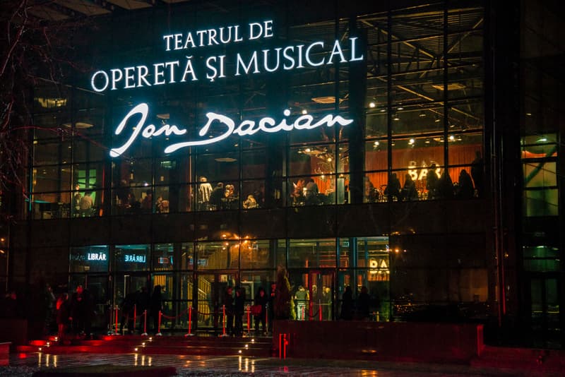 Evaluarea managementului Teatrului Național de Operetă ar putea ajunge în instanță! Procedura este contestată pe mai multe motive de legalitate