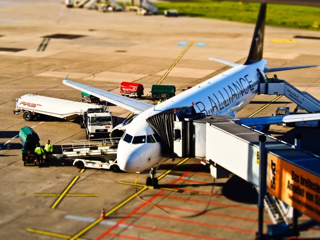 Aeroporturile dintr-o mare capitală europeană avertizează că ar putea suspenda, în plin sezon estival, noul sistem UE de control al pașapoartelor pentru a evita haosul aerian