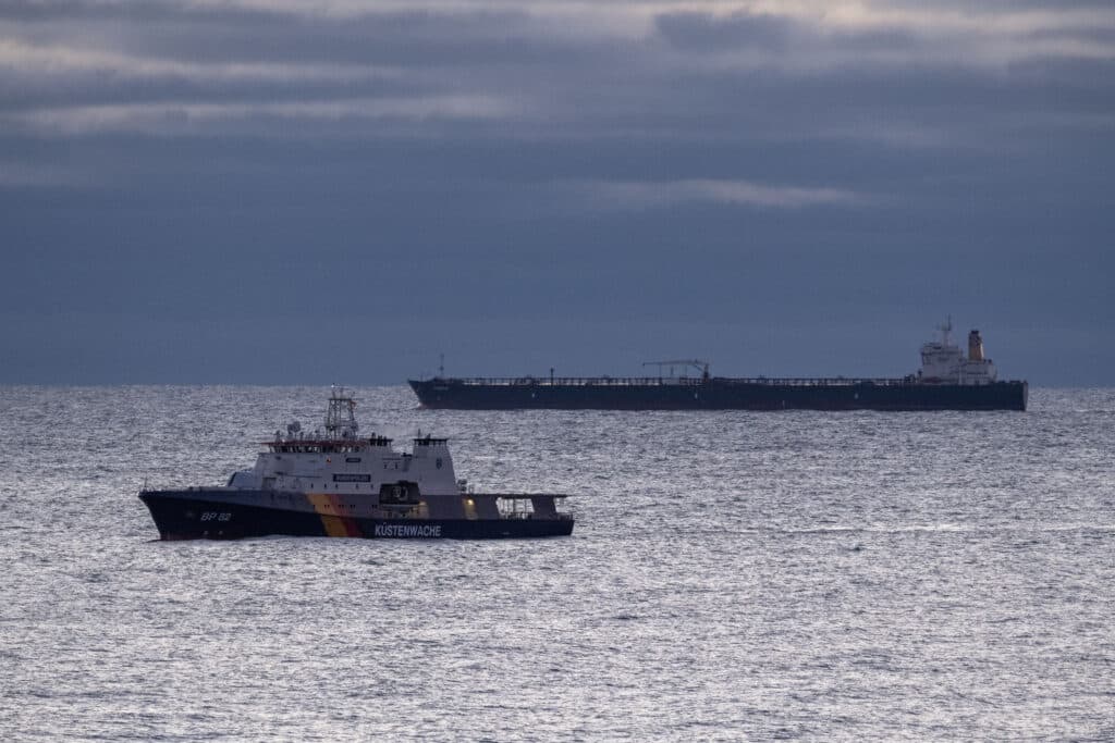 Alertă în Marea Baltică: Rusia își afișează tot mai agresiv forța navală
