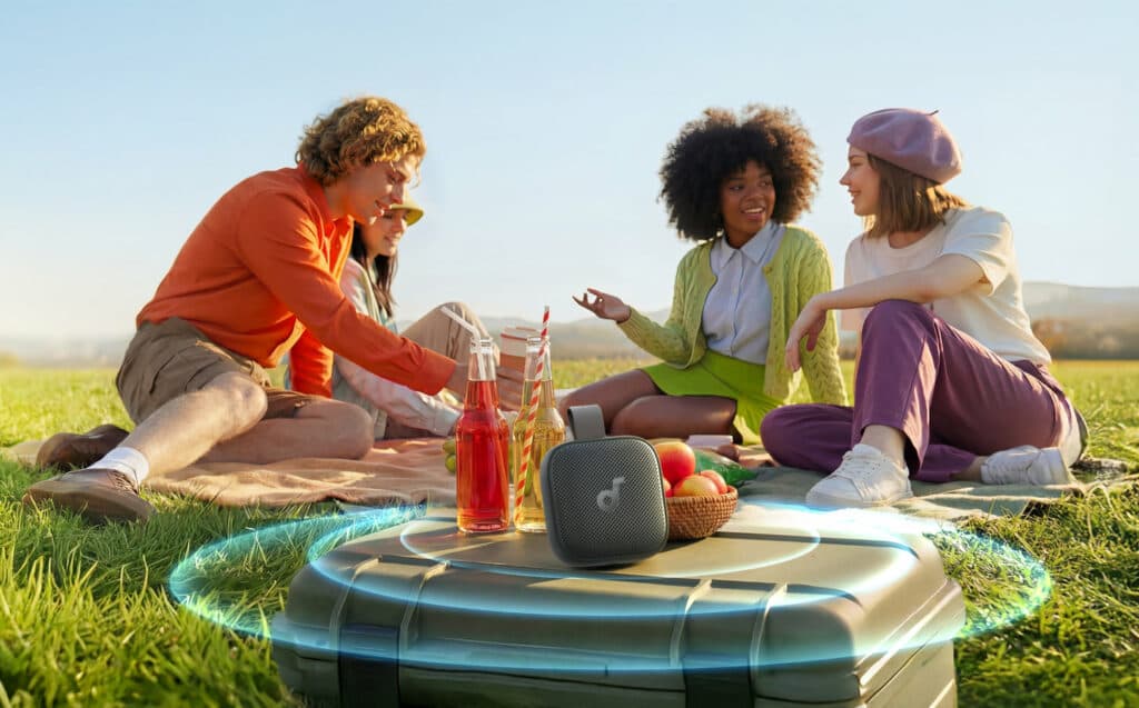 Cele mai bune gadgeturi pentru aventurile tale de vară la munte sau la mare