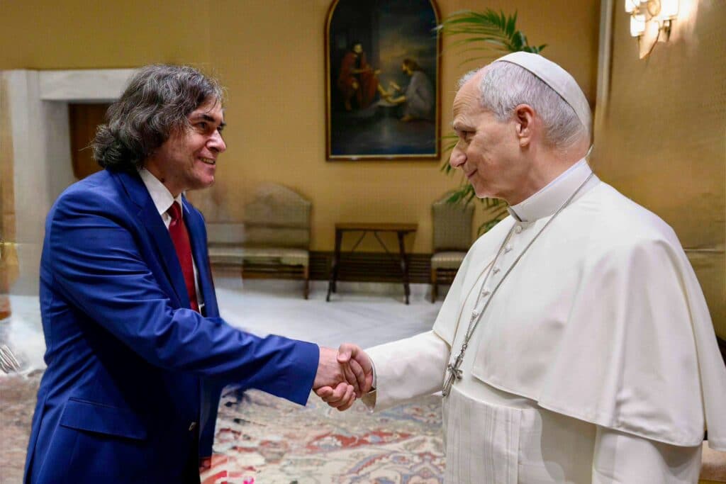 Scriitorul Mircea Cărtărescu a fost primit la Vatican de Papa Leon al XIV-lea