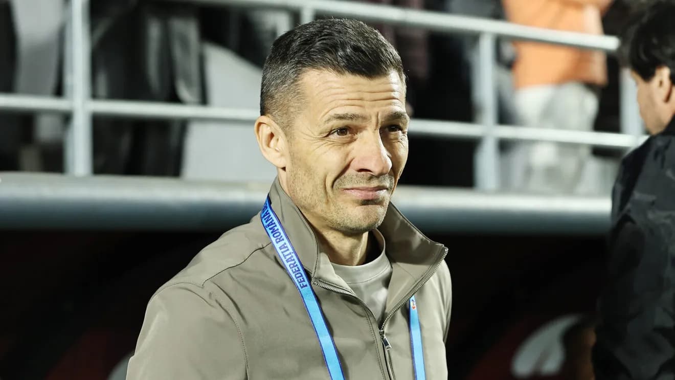 Costel Gâlcă, reacție sfidătoare după ce i s-a cerut demisia la Rapid – CFR Cluj: „Suporterii strigă multe!”