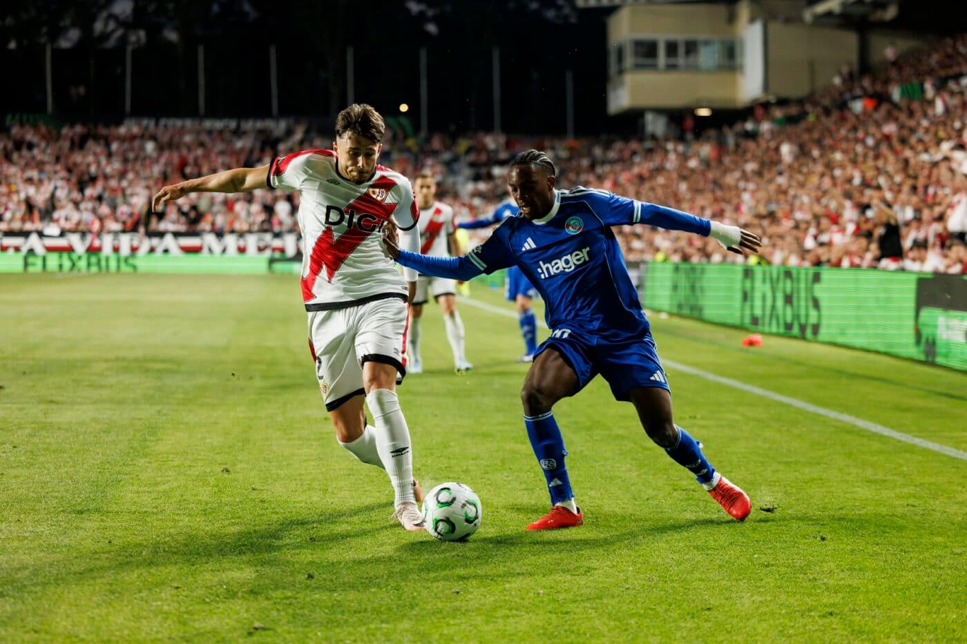 Rayo Vallecano, cu Rațiu integralist, la un pas de finala Conference League după 1-0 cu Strasbourg în turul semifinalelor / Rezultatele din Europa League