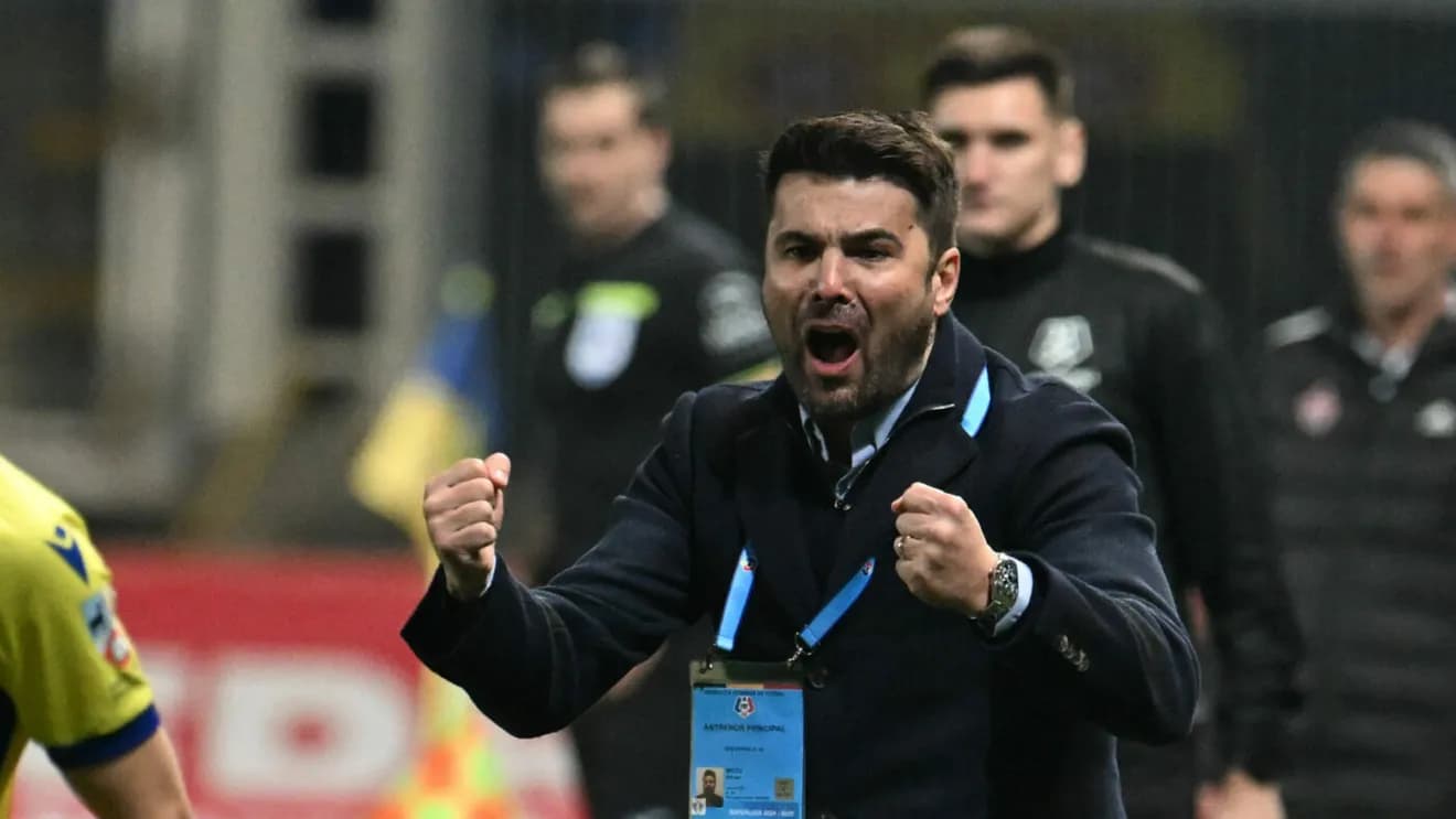 „A venit cu arfe, cu Mercedes, noi, săracii, aveam Dacia cu două carburatoare”. Adrian Mutu, luat la ochi în București