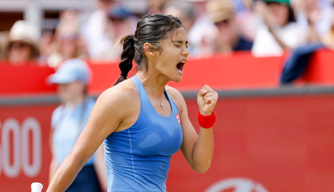 Scandal public! Emma Răducanu a țipat la antrenor după ce a pierdut set cu 0-6: „Zi ceva!”