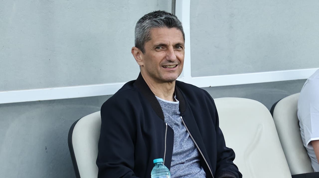 E gata! Răzvan Lucescu a luat decizia legată de plecarea de la PAOK: „Altceva nu mai discutăm”