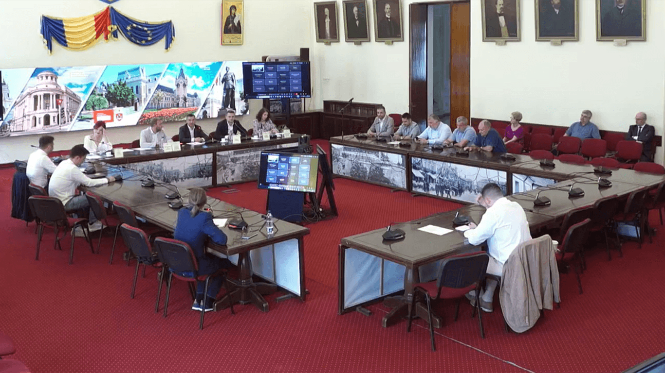 Aviz favorabil în Consiliul Local pentru ca Iașiul să continue să aibă fotbal în Liga 2! Reacția primarului Mihai Chirica și ce urmează