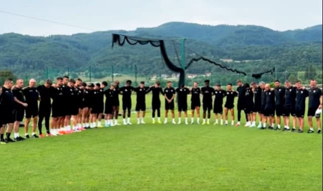 Omagiul adus de echipa UTA pentru Radu Mărginean, din Slovenia! Ce a decis tatăl fostului fotbalist