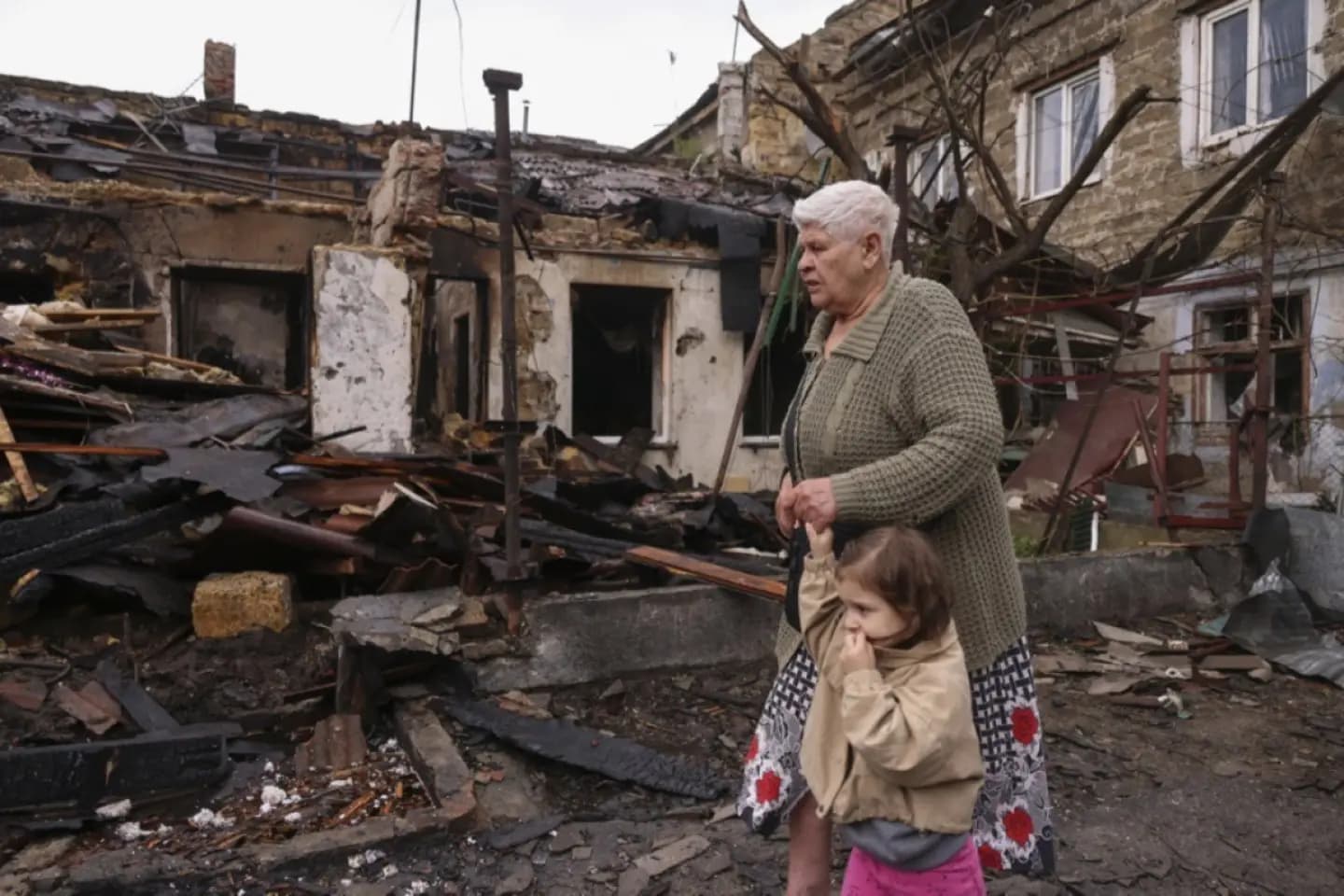 Cel puțin zece morți și o sută de răniți în Ucraina, după un atac major al Rusiei