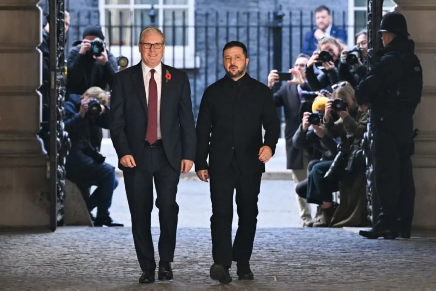Zelenski se va întâlni duminică la Londra cu Macron, Merz și Starmer