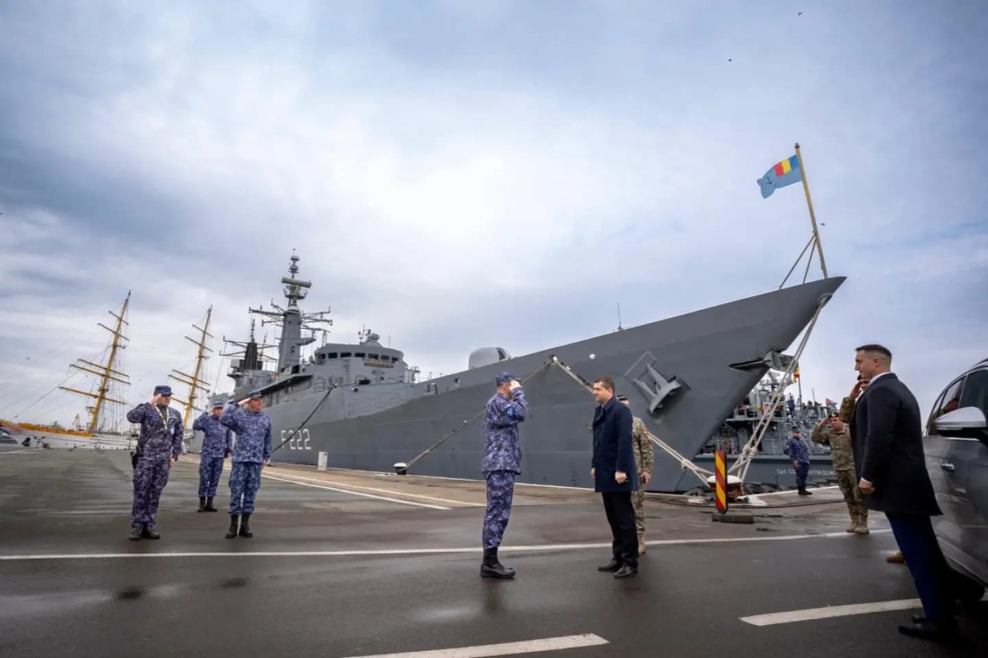 Radu Miruță dezminte informațiile despre nave aflate sub sancțiuni occidentale operând în portul Constanța