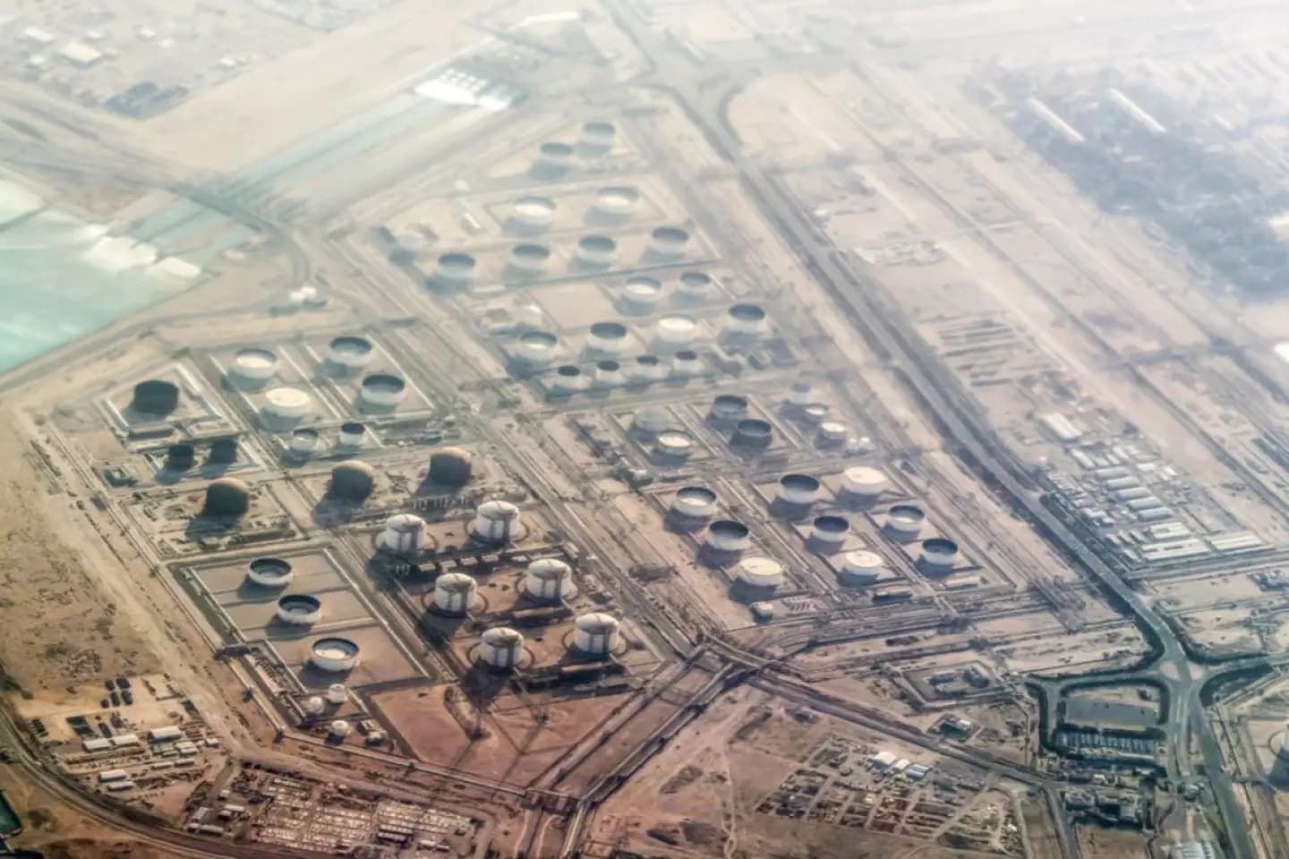 Explozie la un complex de gaz lichefiat din Qatar