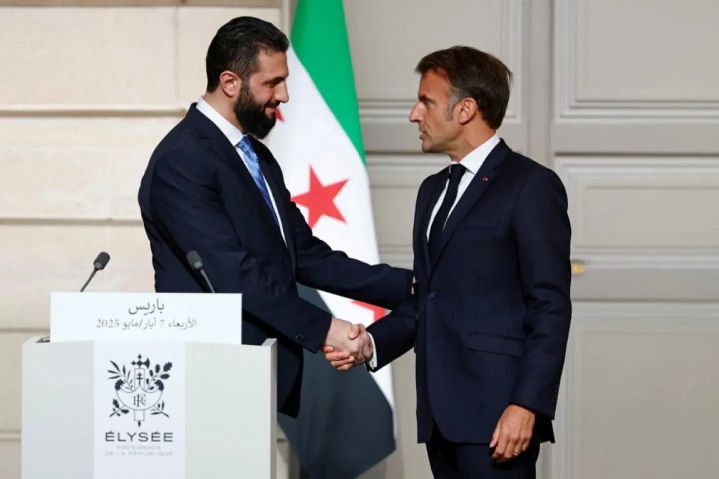 Macron este primul lider occidental care vizitează noua putere islamistă de la Damasc