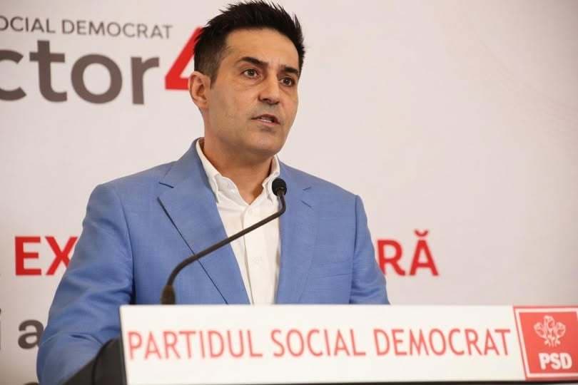 EUGEN TOMAC, NOMINALIZAT PREMIER - Claudiu Manda: Îl cunosc pe Eugen Tomac şi sunt convins că va reuşi să construiască o echipă şi un program de guvernare care să răspundă aşteptărilor românilor şi să obţină votul de învestire al Parlamentului