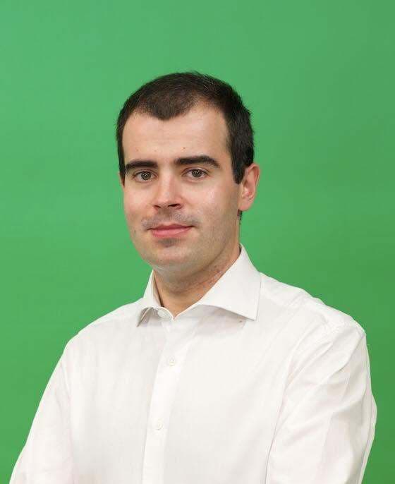 ADRIAN VEŞTEA, DESEMNAT PREMIER - Răzvan Prişcă: Sunt deputat PNL şi îl susţin pe Adrian Veştea. România nu îşi mai permite prelungirea crizei politice de dragul unor orgolii personale. România are nevoie de un guvern, nu mâine, ci acum