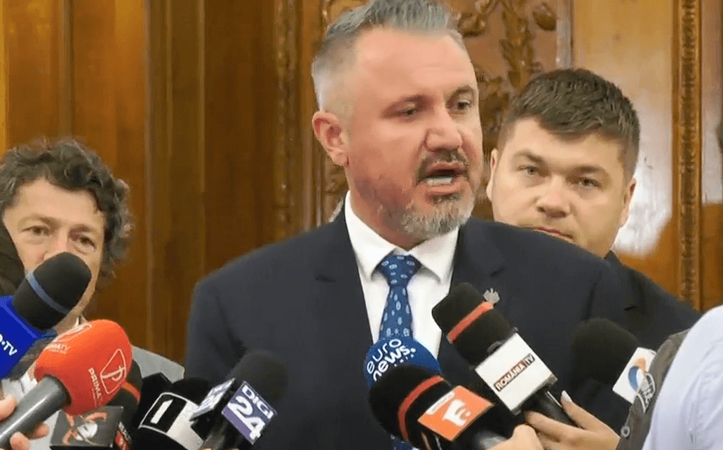 Romeo Lungu, după audierea în comisii: Părerea mea personală este că acest guvern va avea minimum 233 de voturi / Nu se roagă nimeni de AUR, nu am negociat cu nimeni de la AUR