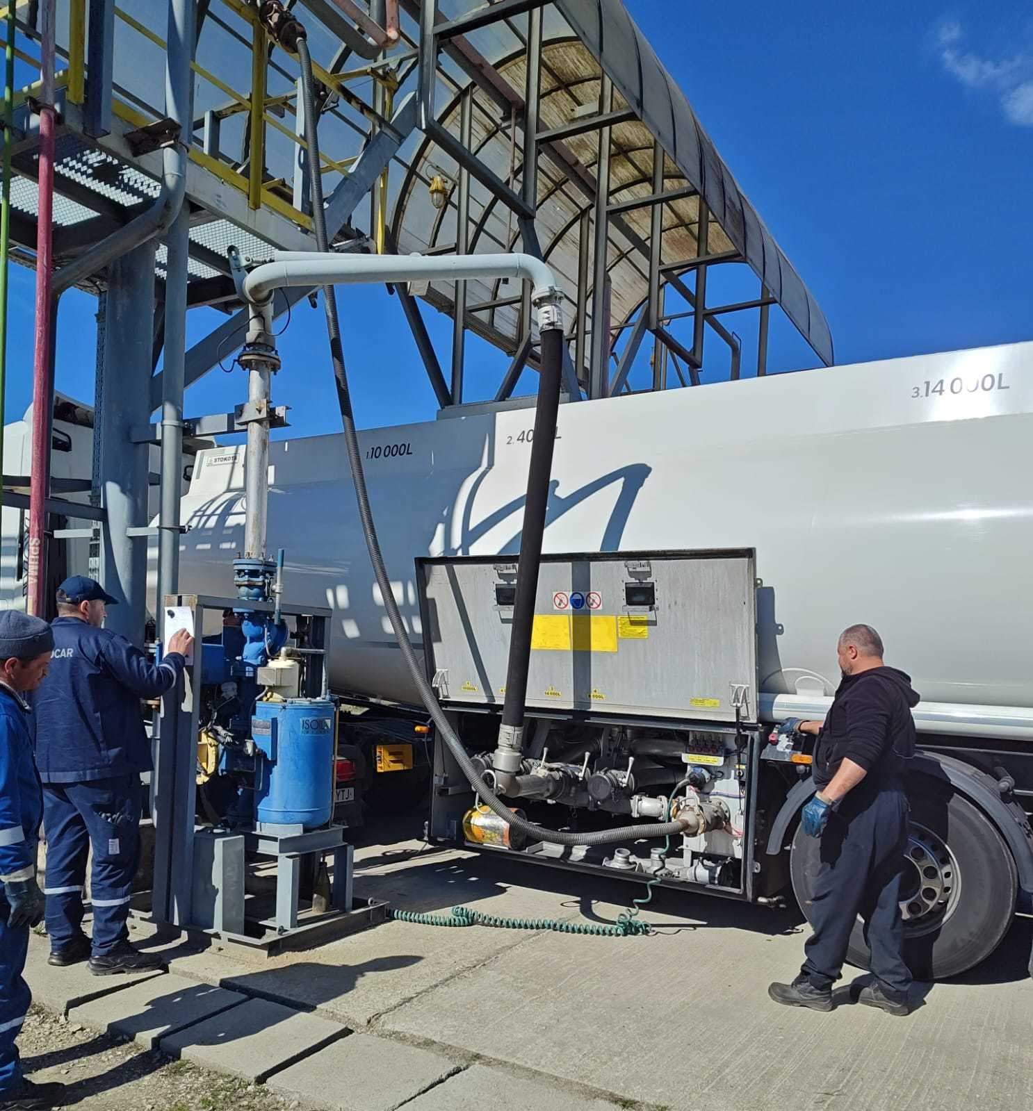 Garda de Mediu a verificat depozite şi terminale de produse petroliere din judeţele Bacău, Alba şi Prahova / S-au depistat instalaţii de protejare a mediului nefuncţionale / Măsuri dispuse