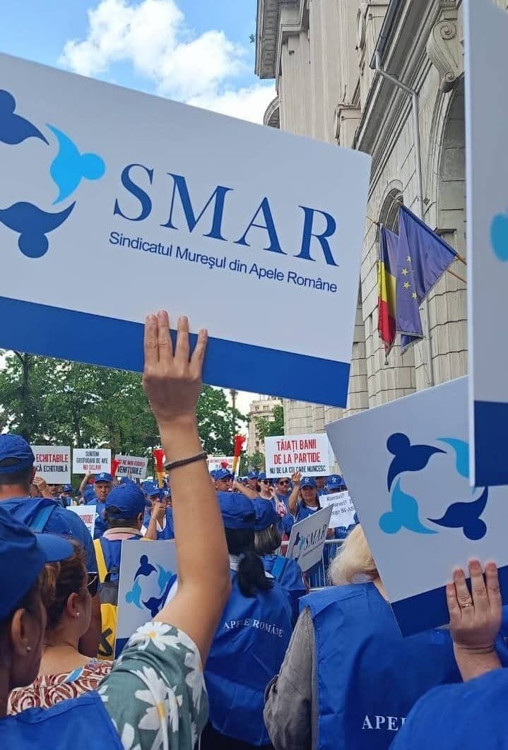 Sindicaliştii din Apele Române protestează la Bucureşti – Marş către Ministerul Mediului / Peste 500 de angajaţi, aşteptaţi / Ei cer deblocarea angajărilor în structurile operative, protejarea veniturilor şi reducerea funcţiilor de conducere