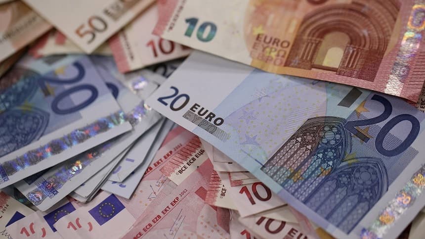 Germania ar putea majora vârsta de pensionare la 70 de ani şi crea un fond public de pensii după modelul Suediei