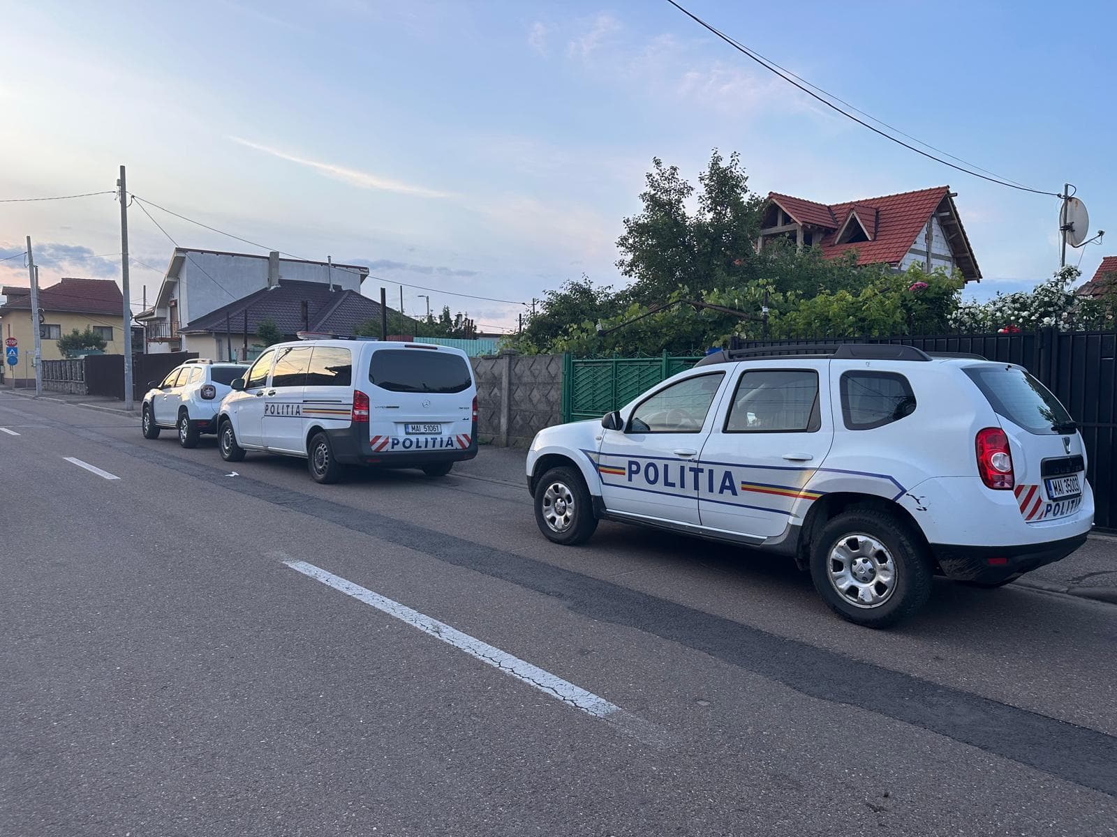Percheziţii într-un dosar de proxenetism - Cinci bărbaţi din Drobeta-Turnu Severin ar fi exploatat două femei, în judeţele Mehedinţi şi Timiş, cărora le-ar fi înlesnit practicarea prostituţiei cu diferite persoane
