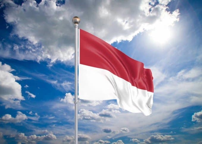 Indonezia: Două femei au călcat în picioare un Coran şi au fost arestate pentru blasfemie
