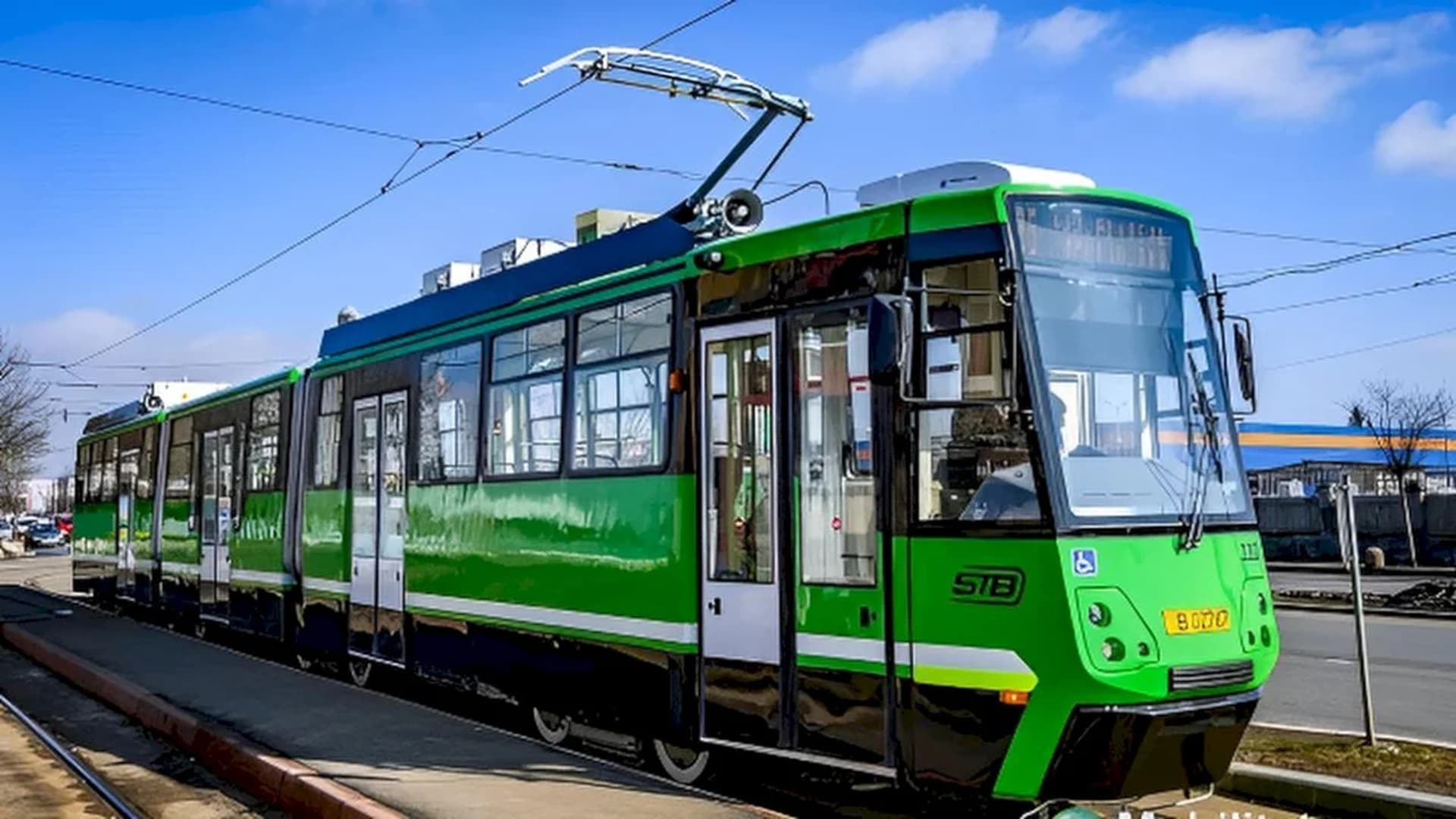 Un accident s-a produs pe linia 5, pe Alexandru Șerbănescu. Tramvaiele sunt blocate pe ambele sensuri. STB a introdus în circulație linia navetă 605