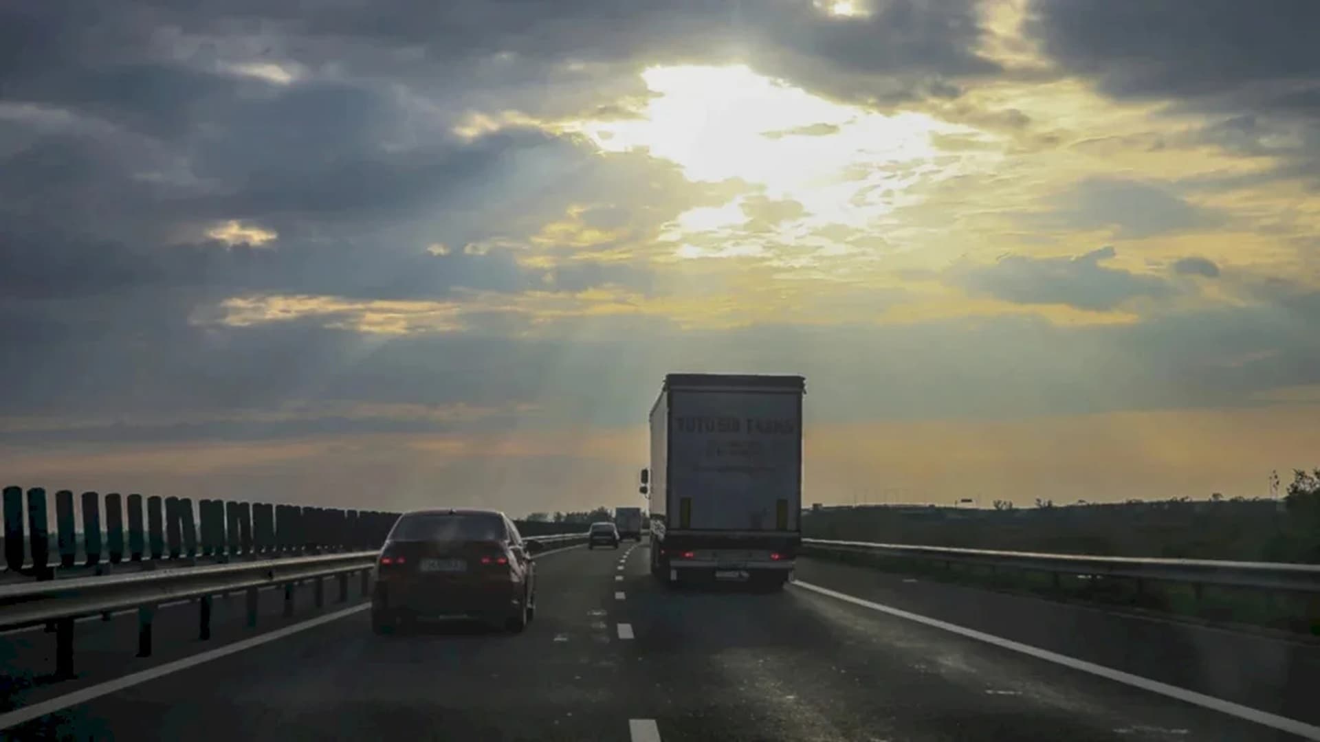 Noi restricții de circulație pe Autostrada București – Pitești A1, timp de patru zile. Se fac foraje pentru secțiunea 5: Curtea de Argeș – Pitești, anunță CNAIR
