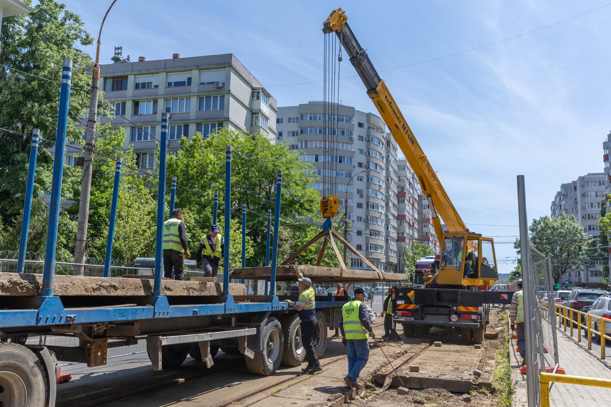 Ghid de supraviețuire în trafic pentru următorii mulți ani, cât Bucureștiul va rămâne un mare șantier. Sau cum am ajuns să cred că Waze are ceva cu mine