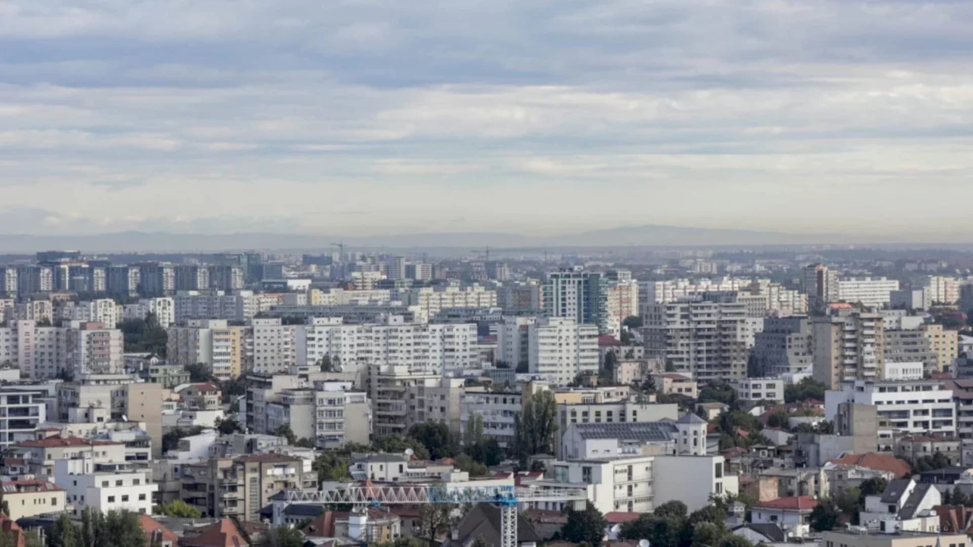 Termo-status | Peste 2.000 de blocuri din Capitală nu au astăzi apă caldă. Cei mai afectați bucureșteni sunt cei din sectoarele 4 și 5