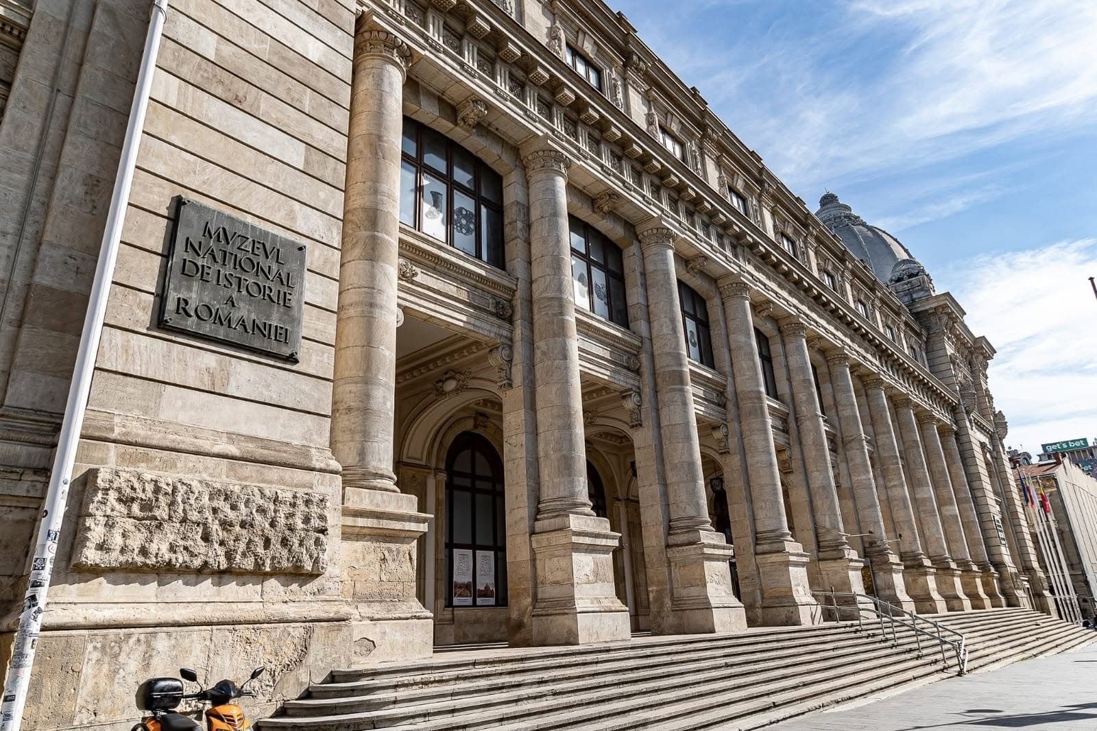 FOTO | Bucureștenii pot vedea și auzi, pentru prima dată, ororile din beciurile Securității lui Ceușescu. Expoziție eveniment La Muzeul Național de Istorie