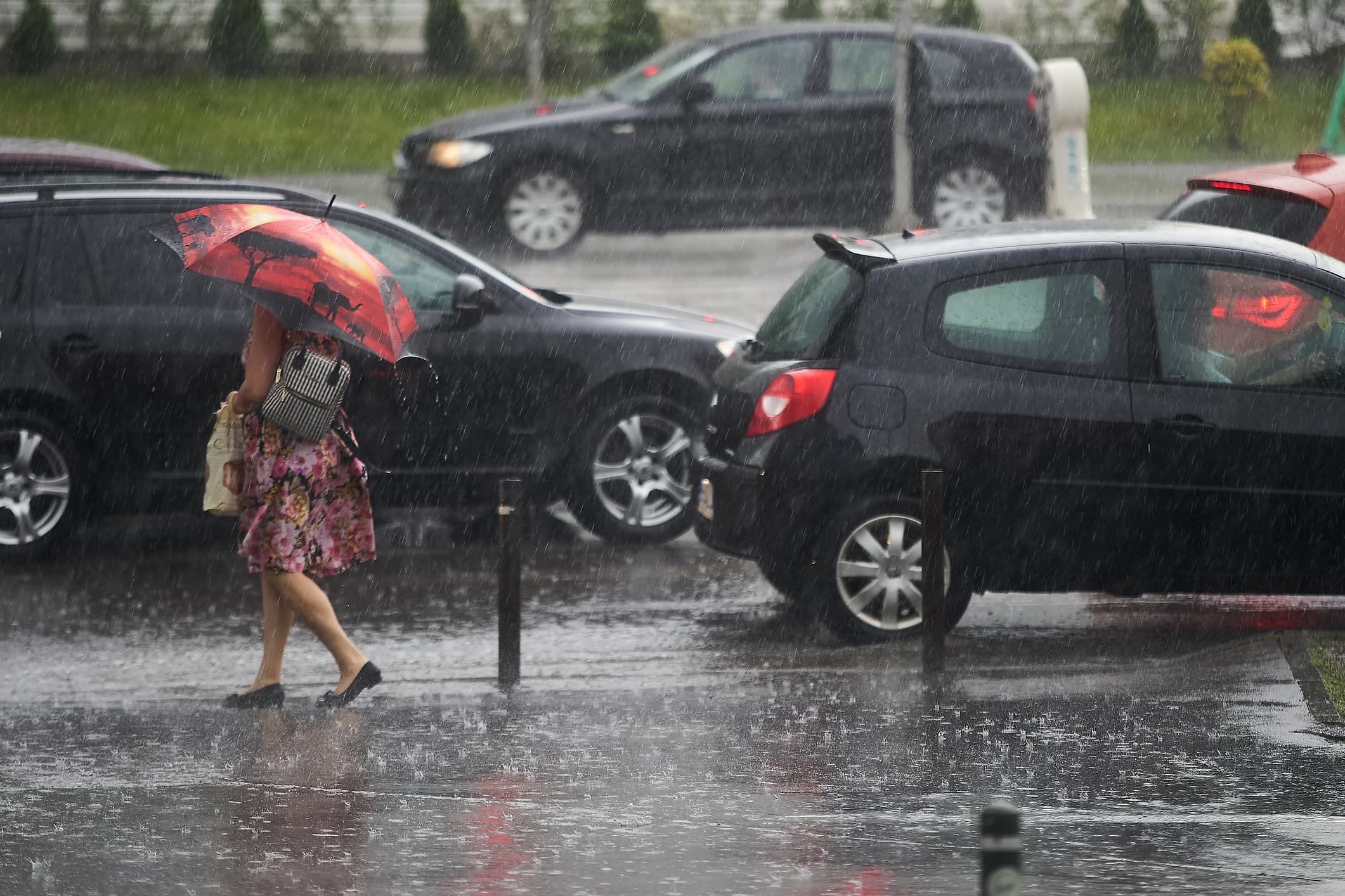 BREAKING | Avertizare now casting de vijelie în București. ANM anunță o oră de ploi torențiale și grindină