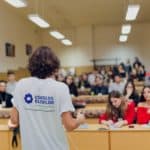 Consiliul Național al Elevilor cere Ministerului publicarea criteriilor pe care a construit proiectul de buget 2026: Educația nu poate funcționa în continuare pe logica „descurcării”, în timp ce i se cer reforme și performanță