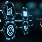 Elevii și profesorii din Grecia vor avea acces la 13 Centre de Inovație, dotate cu tehnologie de ultimă generație și concepute pentru a întări alfabetizarea digitală și competențele STEM
