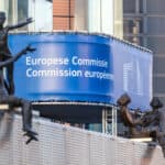 UE stabilește pentru prima dată reguli clare pentru conținutul educațional digital și utilizarea inteligenței artificiale în școli