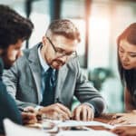 Promovarea profesorilor pe criterii meritocratice, prevăzută în proiectul programului de guvernare Tomac