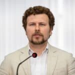 Toate lucrările de licență și master vor fi verificate cu soft anti-plagiat, începând din acest an, spune Dan Perciun, ministrul Educației din Republica Moldova, după o investigație despre cumpărarea tezelor
